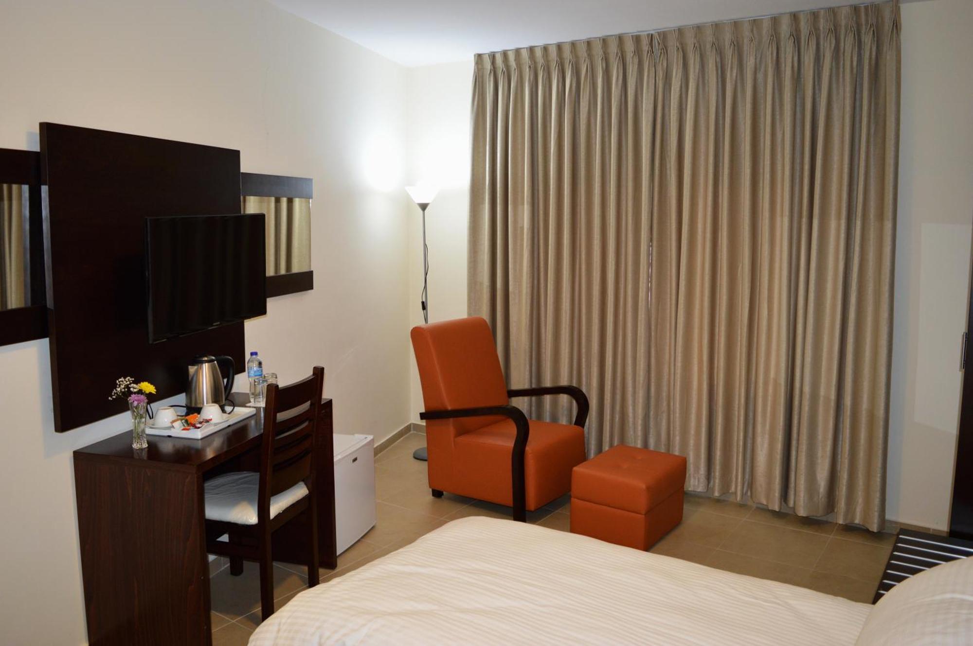 Taybeh Golden Hotel Ramallah Kamer foto