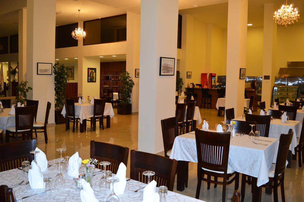 Taybeh Golden Hotel Ramallah Buitenkant foto